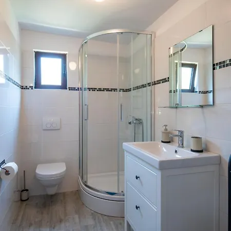 Mobile Rock Samphire 2 Ferienhaus *